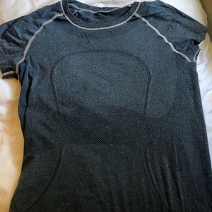 Lulu lemon swifty top